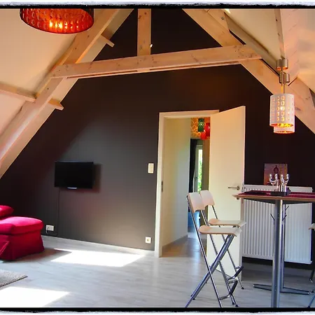Spacious Home With Games Holiday home Ellezelles