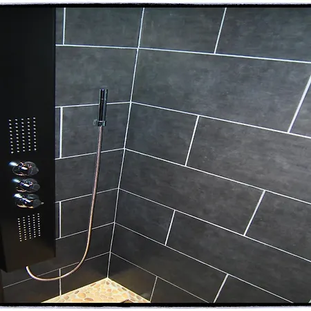 Holiday home Spacious Home With Games *