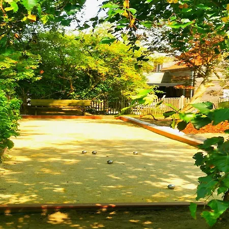 Holiday home Spacious Home With Games